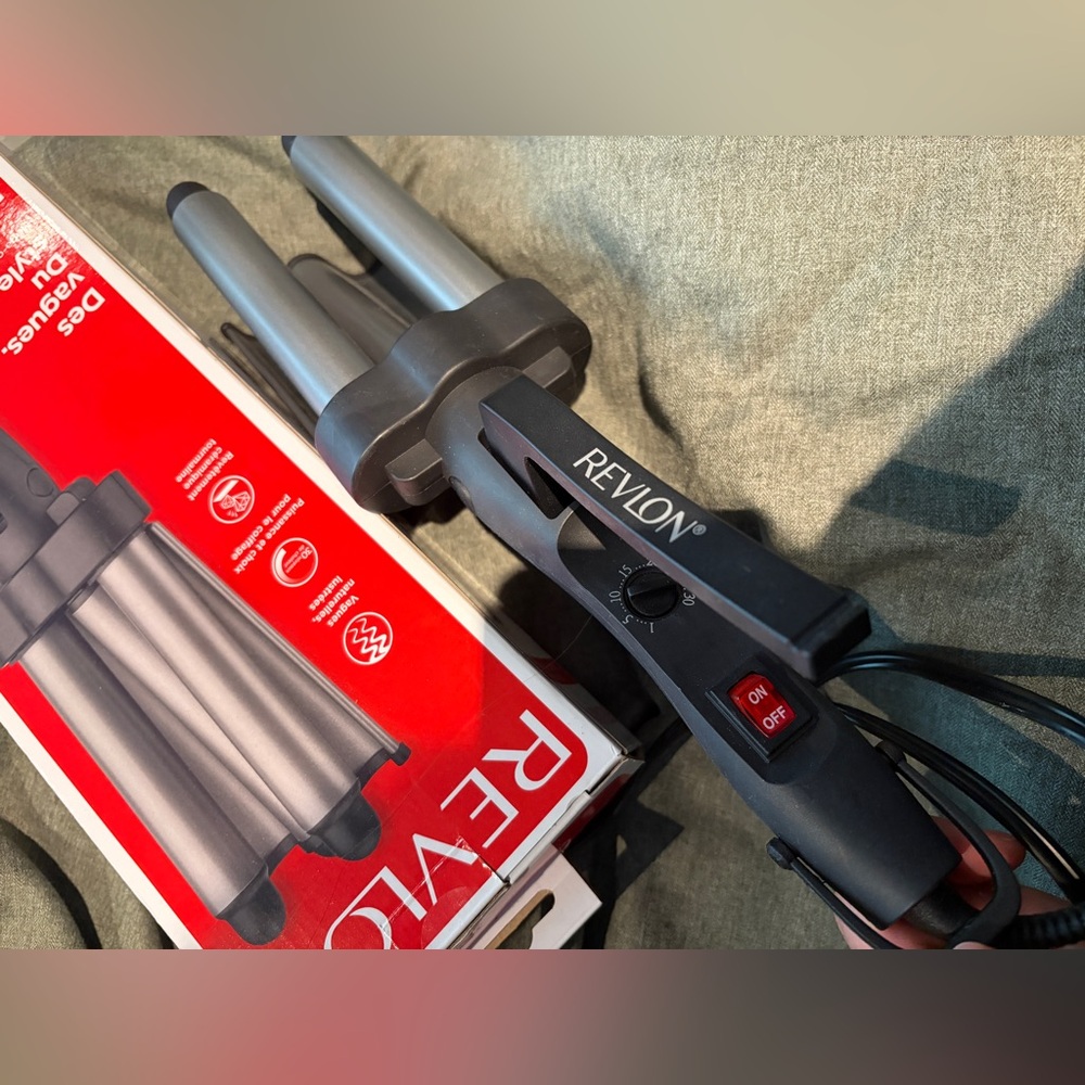 REVLON WAVER - Picture 4 of 4